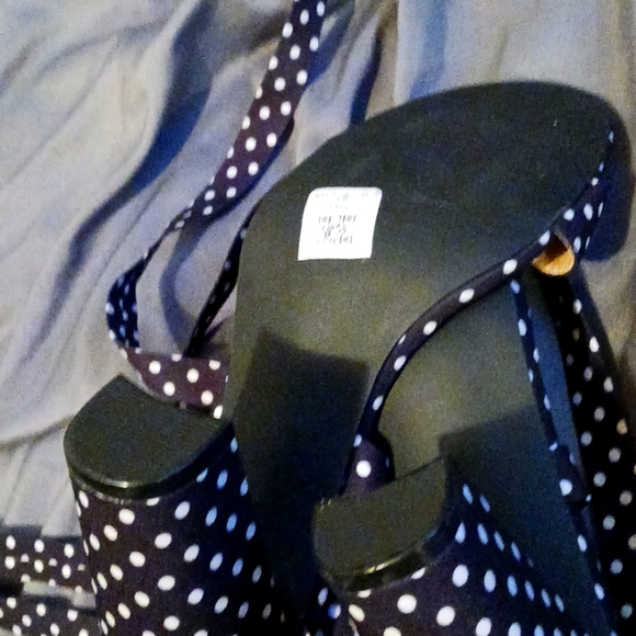 NEW Navy Blue Polka Dot Lace up high heels - Picture 5 of 7
